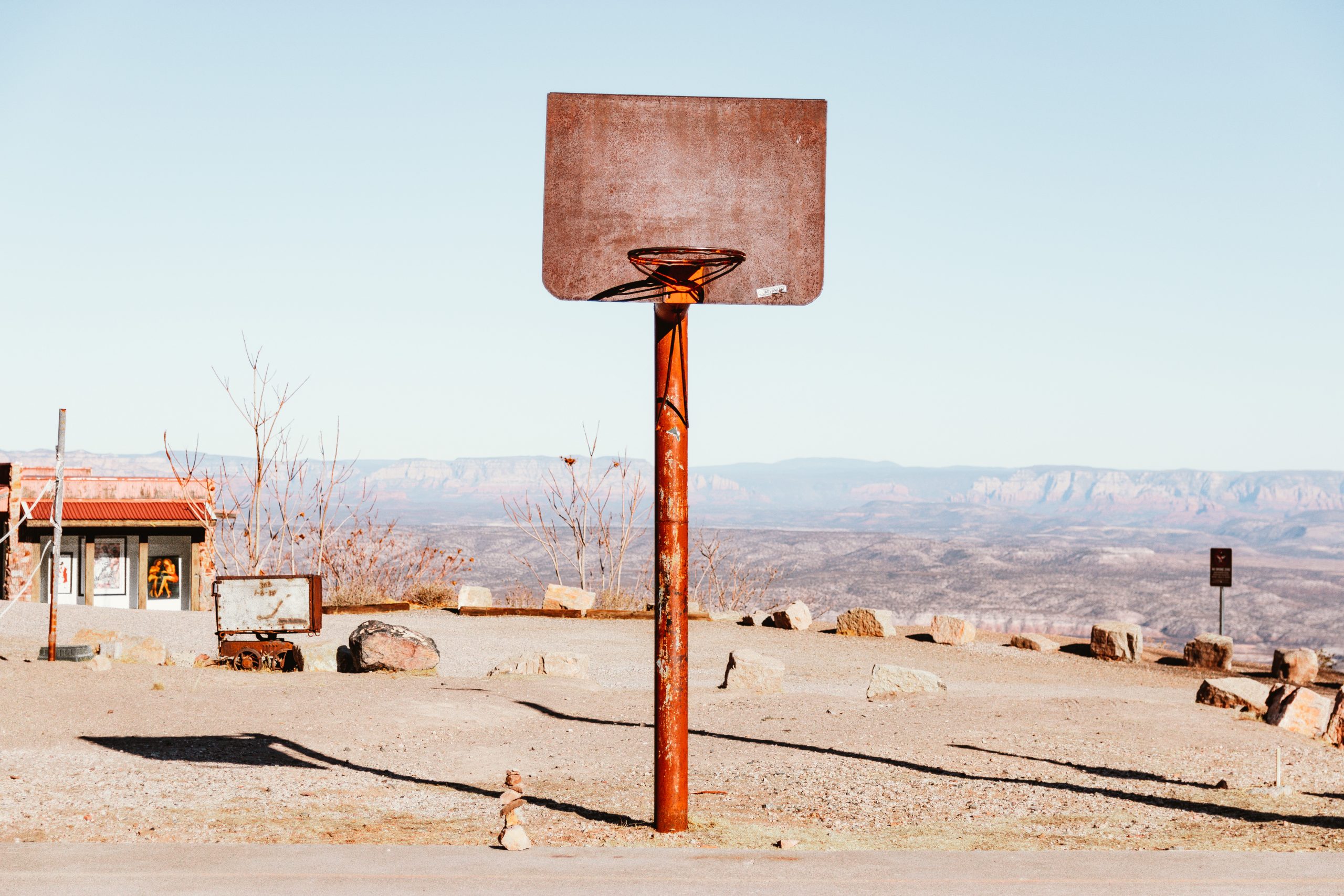 abandoned-basketball-hoop-2022-11-01-08-26-56-utc